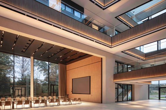 Schattdecor Atrium, Veröffentlichung in der LICHT – TROPP LIGHTING DESIGN