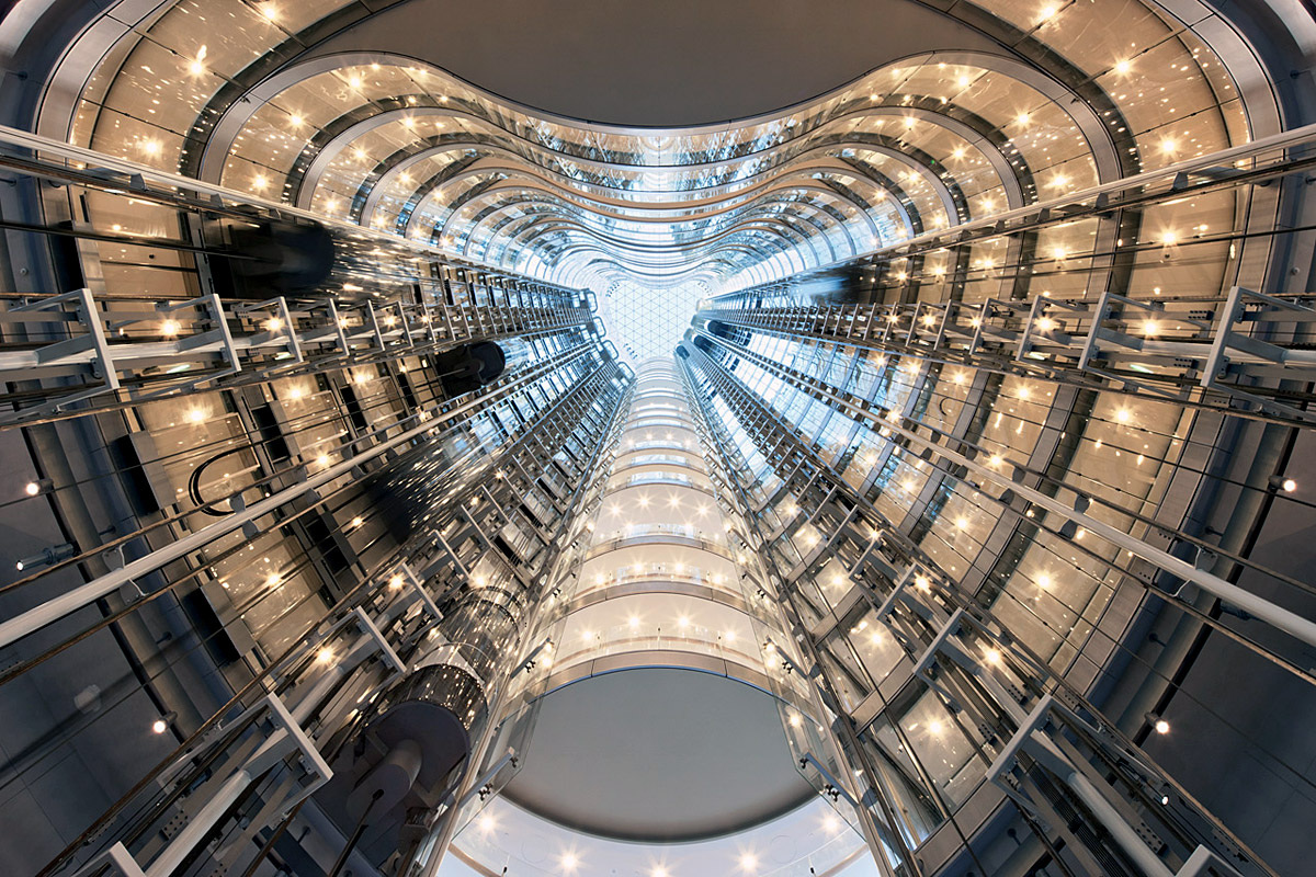 1 Bligh Street, Sydney, Australien - Atrium Blick nach oben zur Glaskuppel - TROPP LIGHTING DESIGN