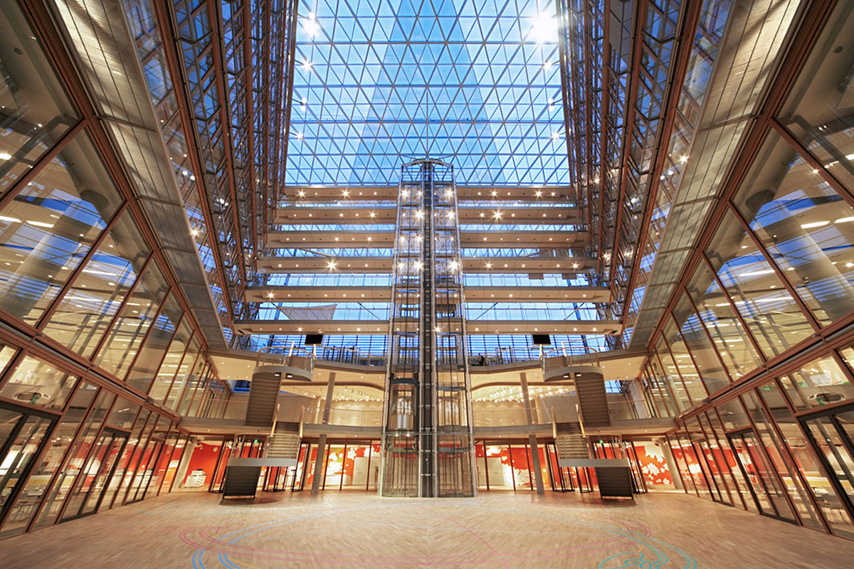 Europäische Investionsbank EIB, Luxemburg - Atrium - ingenhoven architects international - TROPP LIGHTING DESIGN